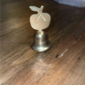 💥VINTAGE Liards India Polished Brass Bell Apple 3.5” Home Accents Accessories